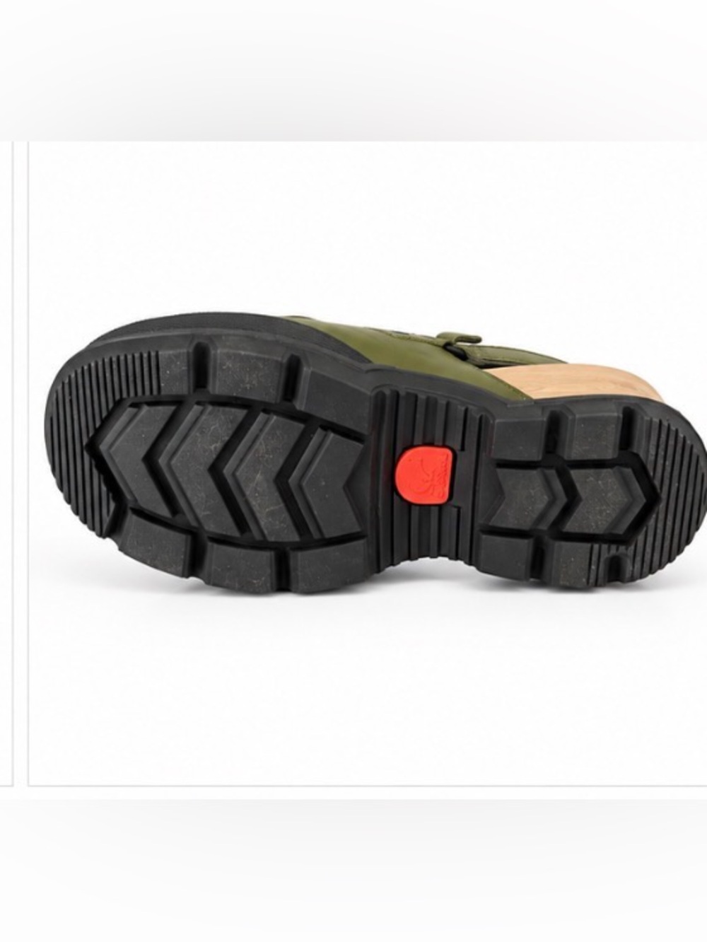 SOREL Roam’n Clog RBR. Sz 9 - Picture 6 of 6